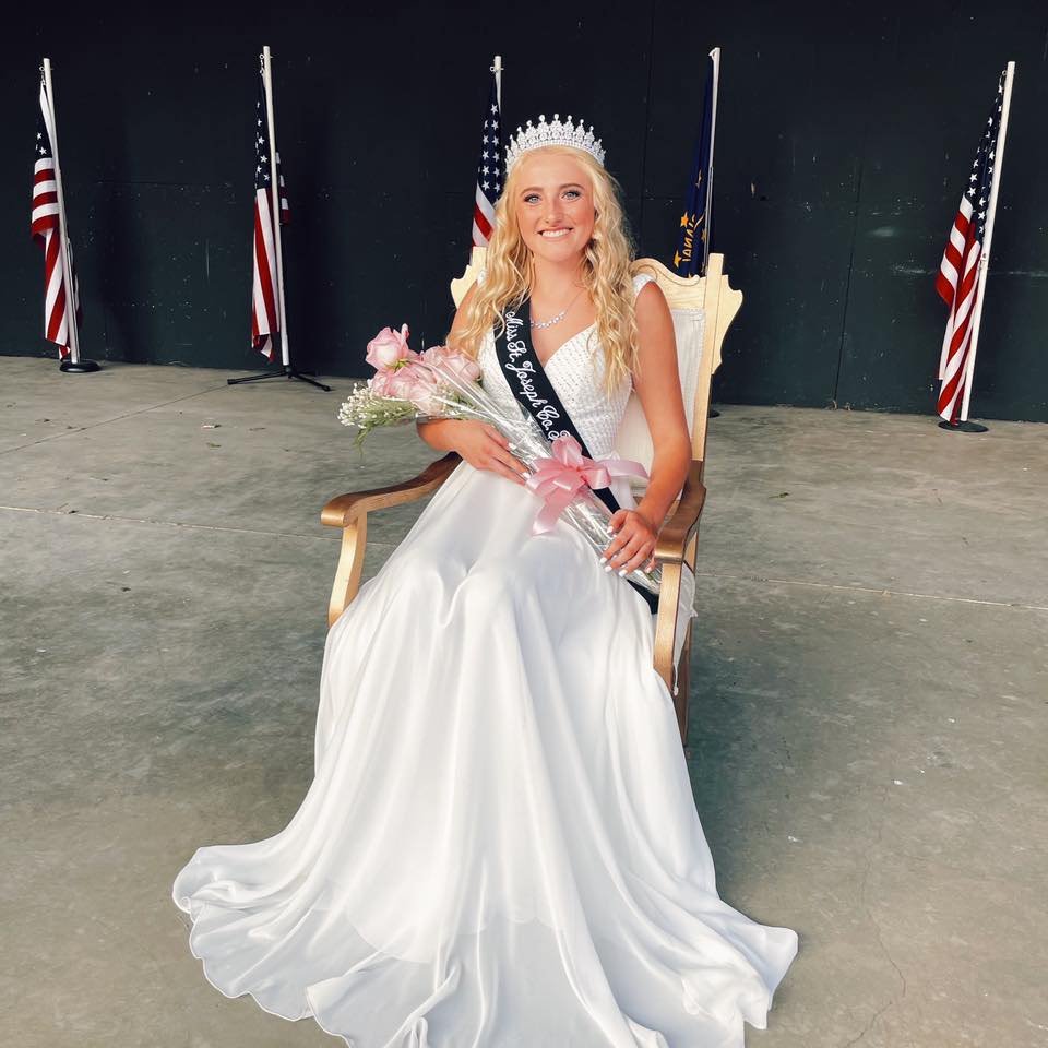 2021 Fair Queen